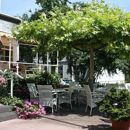 Konukevi Alleeschloesschen 3*