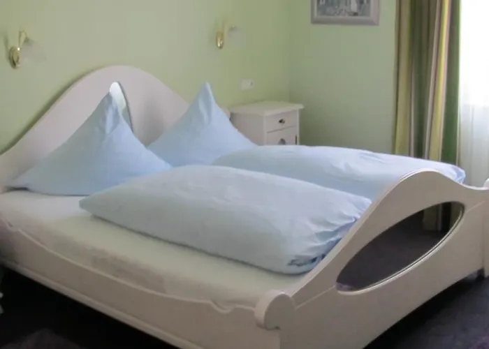 Alleeschloesschen Pensión Bad Wildungen