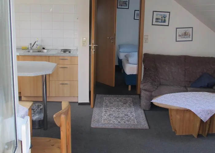 Alleeschloesschen Pensión 3*